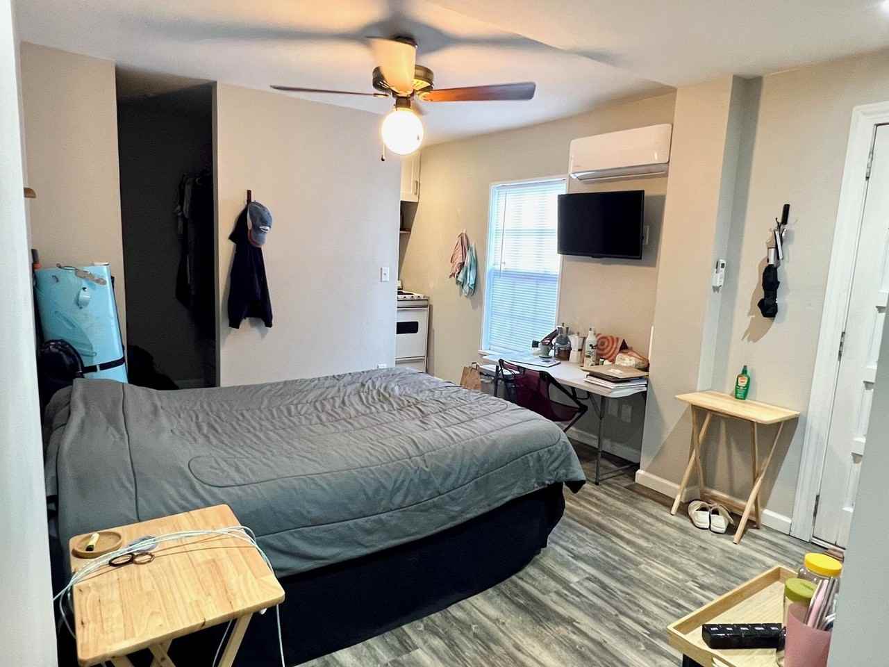 1412 Monitor St Unit 1/2 - Photo 3 of 10