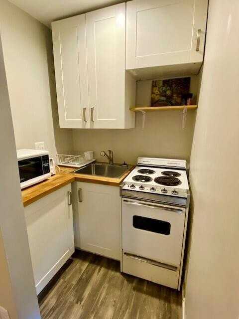 1412 Monitor St Unit 1/2 - Photo 4 of 10