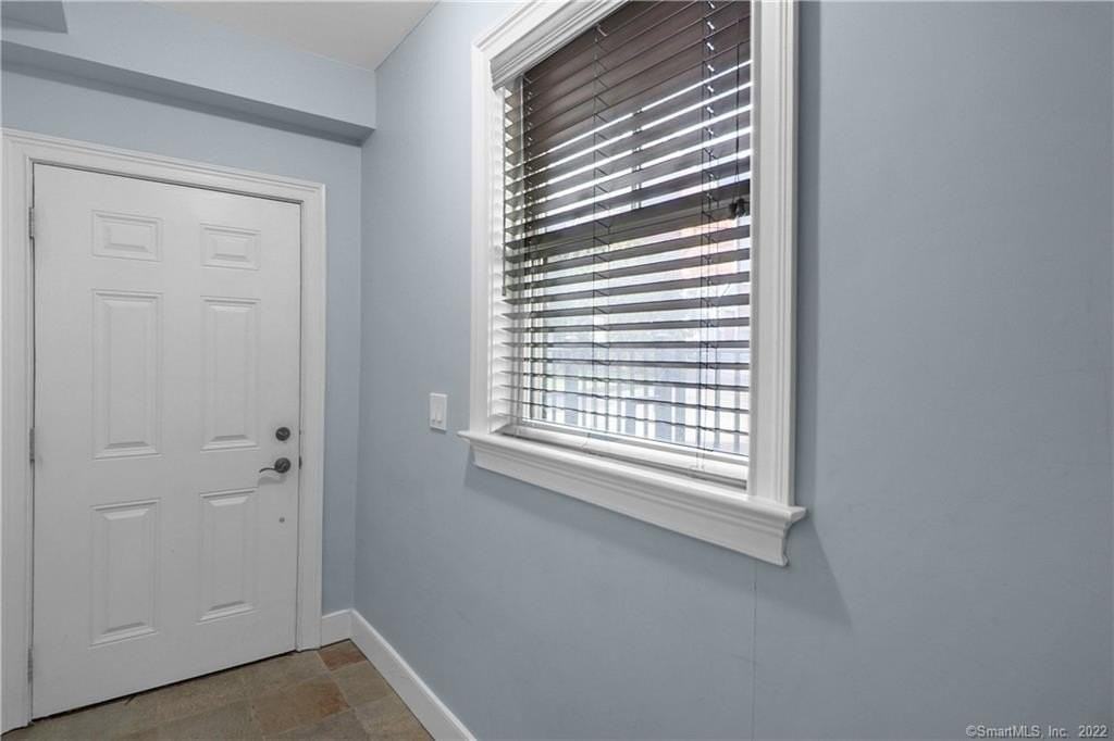 109 Forest St Apt 10 - Photo 2 of 32