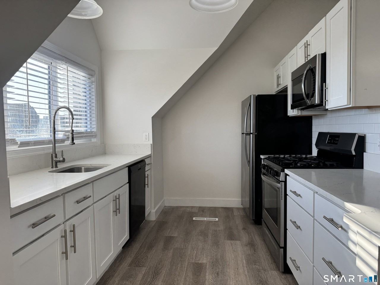 87 Montoya Dr Unit 87 - Photo 3 of 12