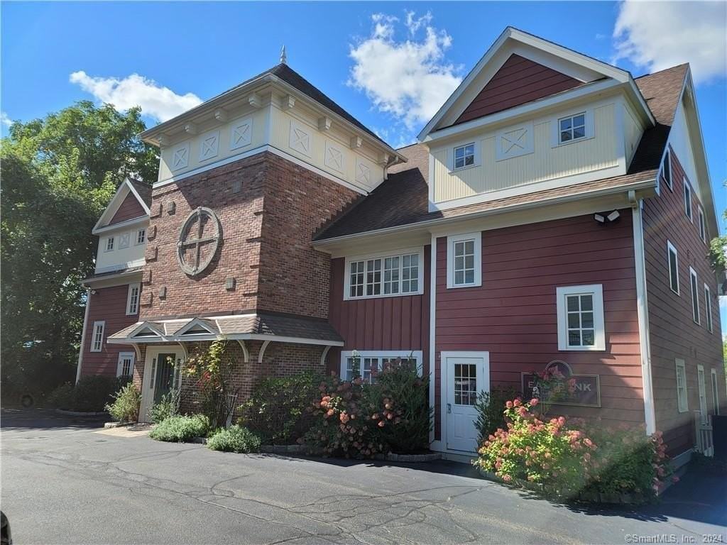 1 Daskams Ln Unit 1b - Photo 3 of 15