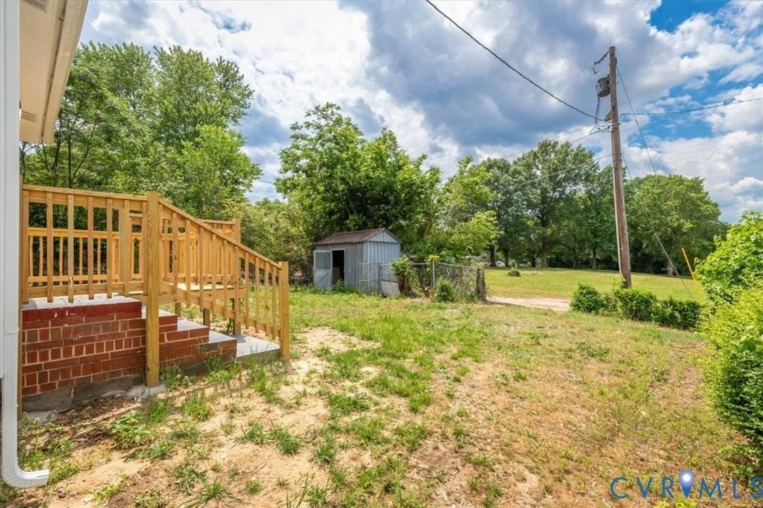 1806 Sussex St - Photo 6 of 45