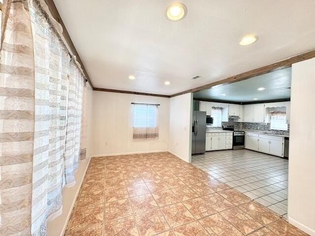 4254 Lancaster Dr - Photo 7 of 29