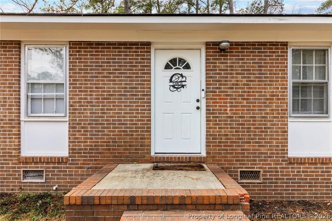 5861 Columbine Rd - Photo 6 of 28