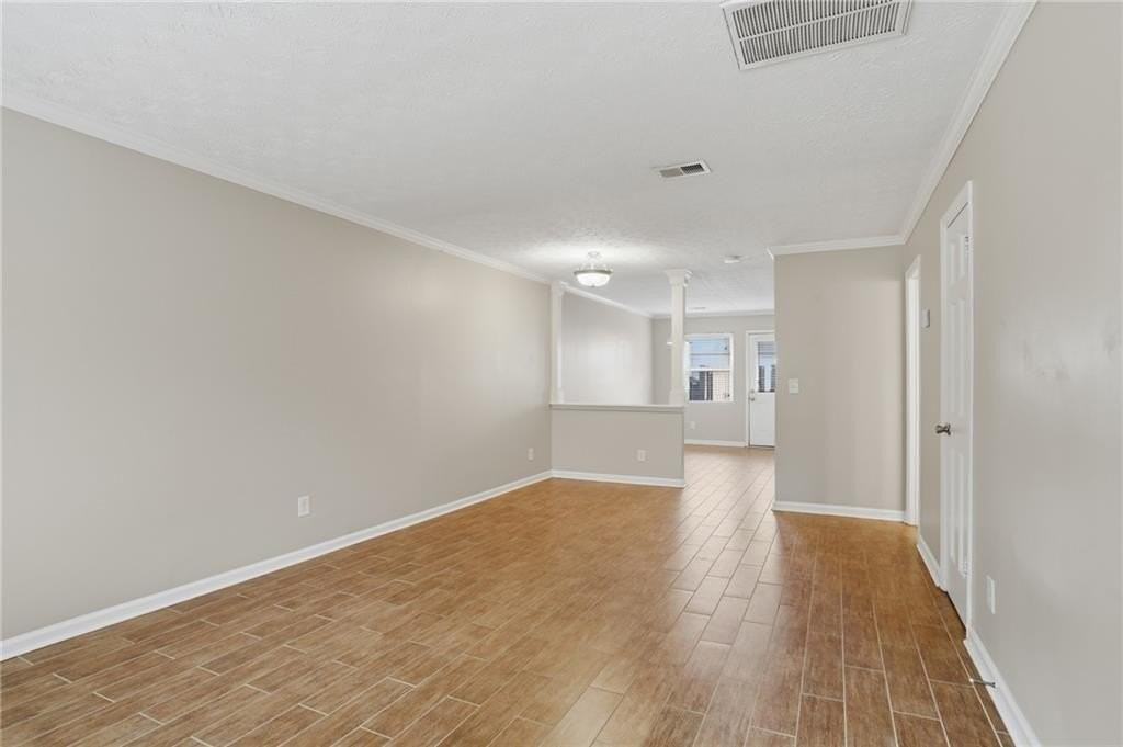 215 Winding River Dr Unit F - Photo 3 of 19