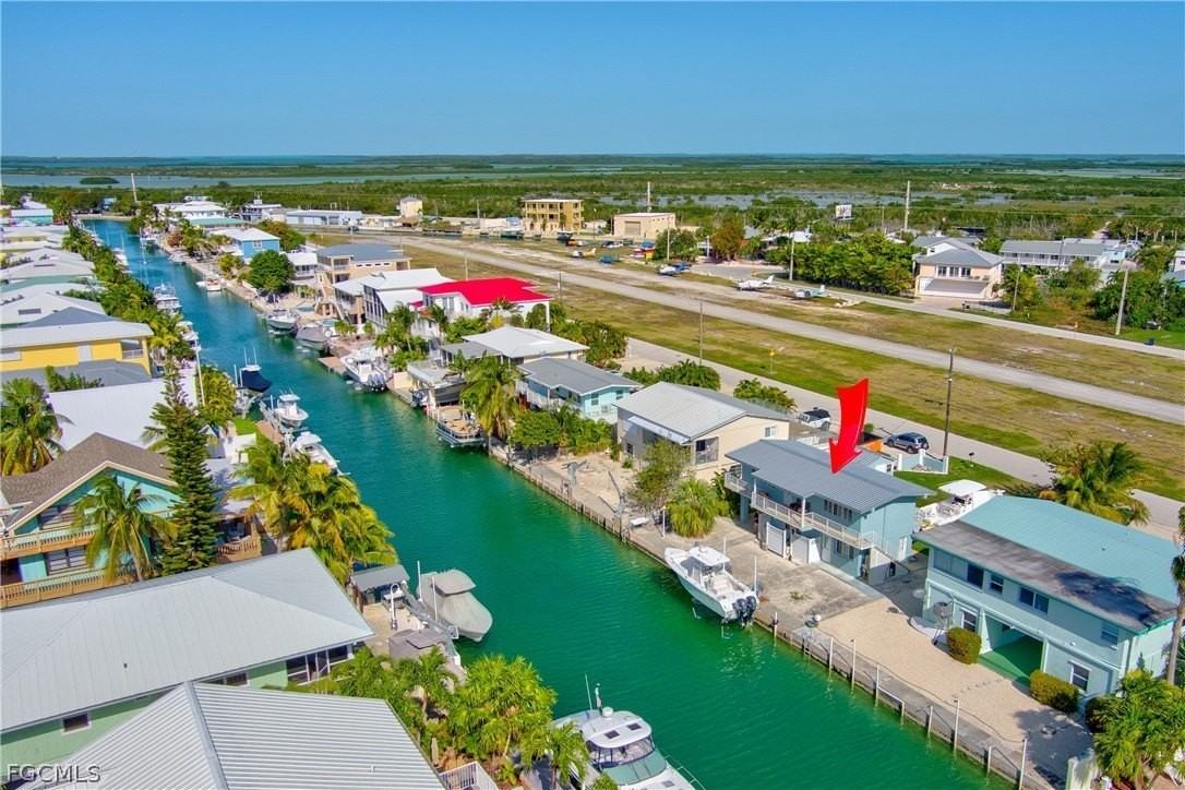 280 Airport Dr S - Photo 3 of 41