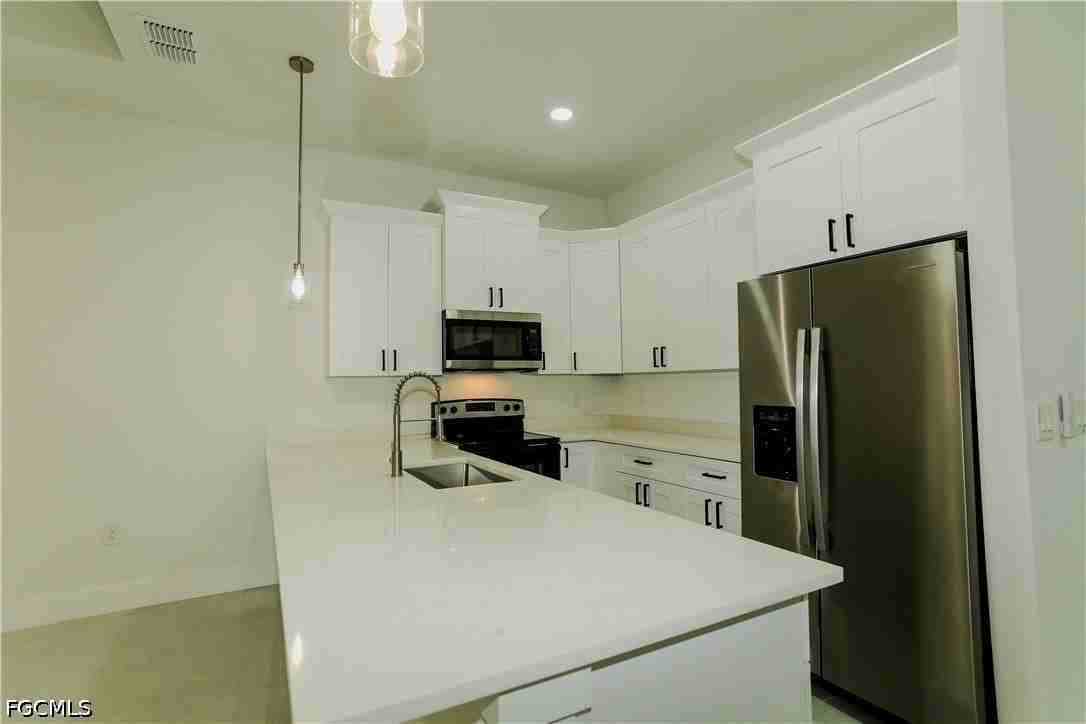 141 Harold Ave S - Photo 5 of 20