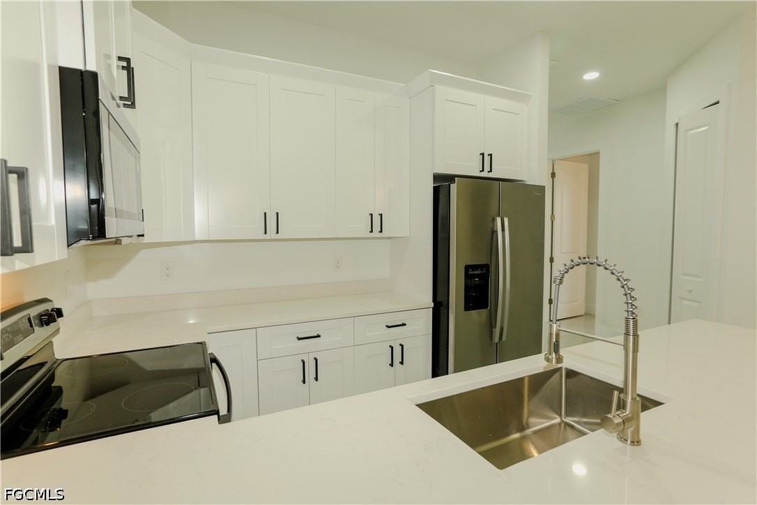 141 Harold Ave S - Photo 6 of 20