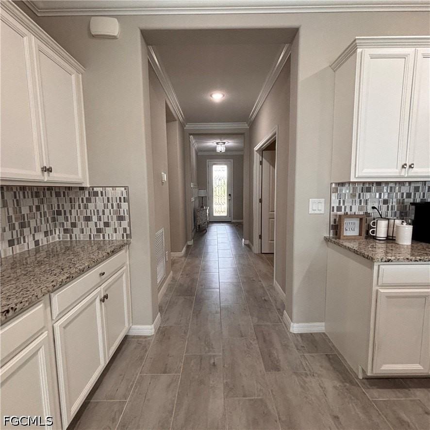 4028 E Hampton Cir - Photo 3 of 33