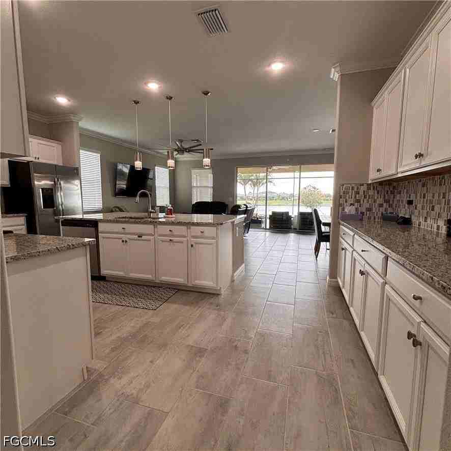 4028 E Hampton Cir - Photo 7 of 33