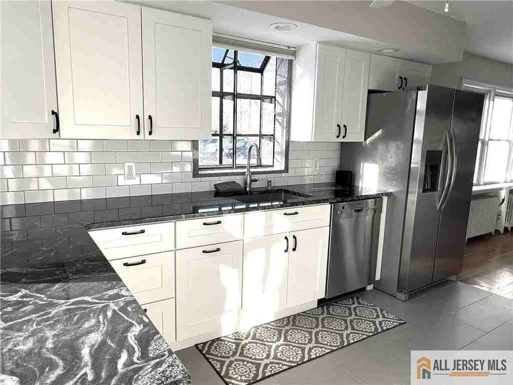 11 Plainsboro Rd - Photo 4 of 30