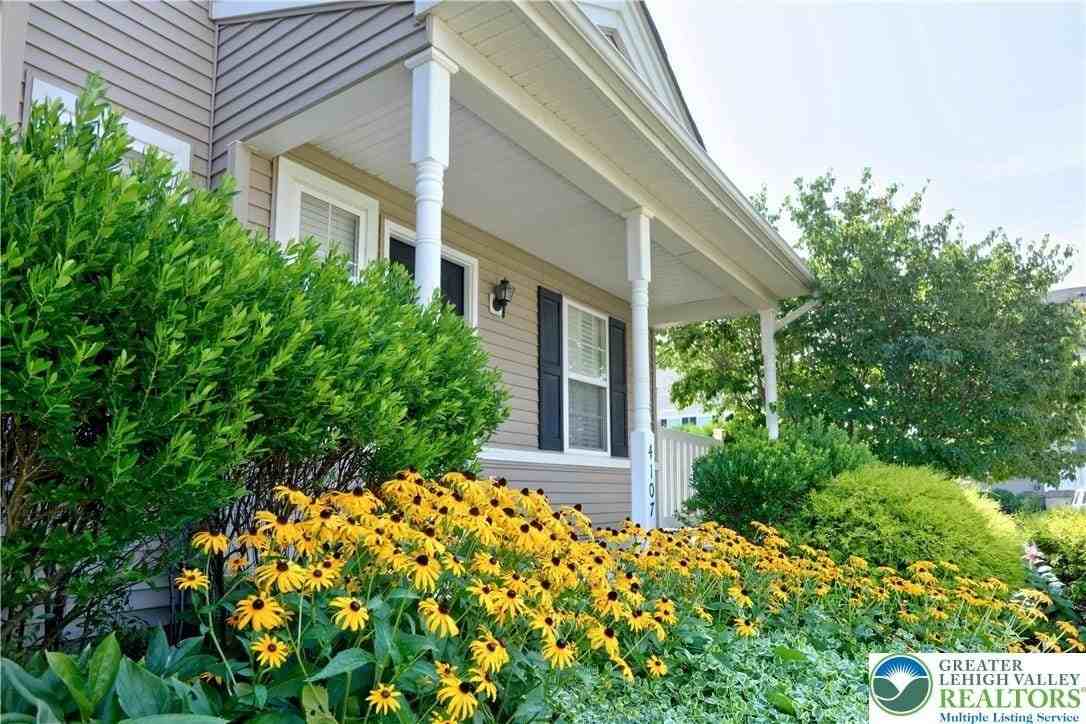 4107 Bunker Hill Dr S - Photo 3 of 20