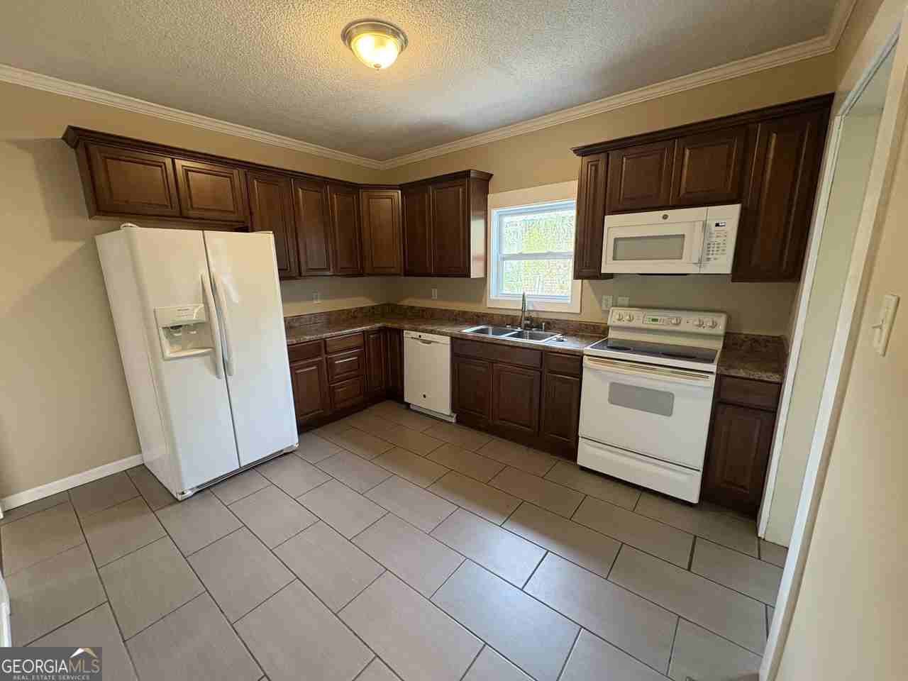 10 Kirkwood St Ne - Photo 3 of 15