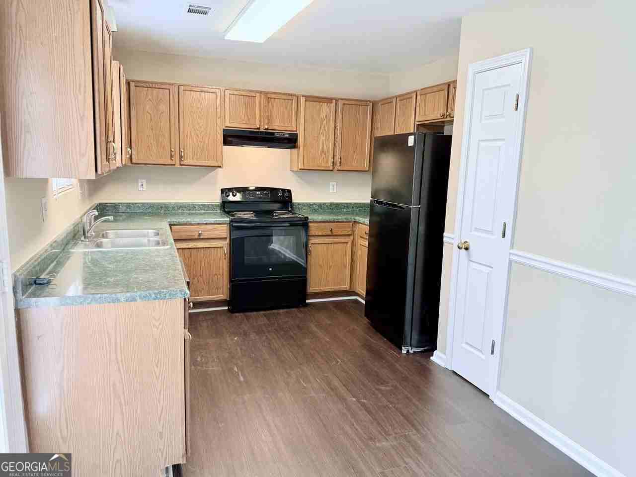 301 Stony Brook Cir - Photo 6 of 14