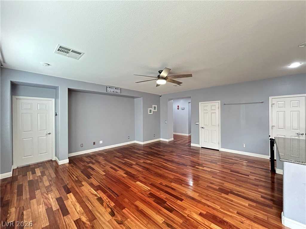 9224 Longhorn Falls Ct - Photo 3 of 21