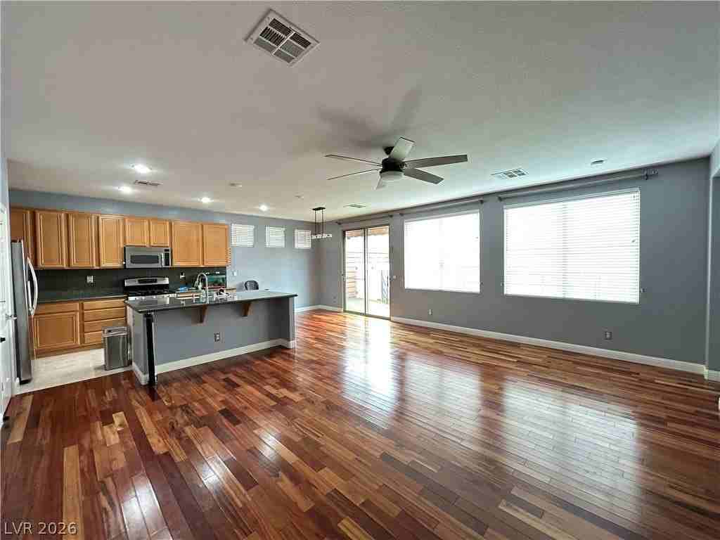 9224 Longhorn Falls Ct - Photo 4 of 21