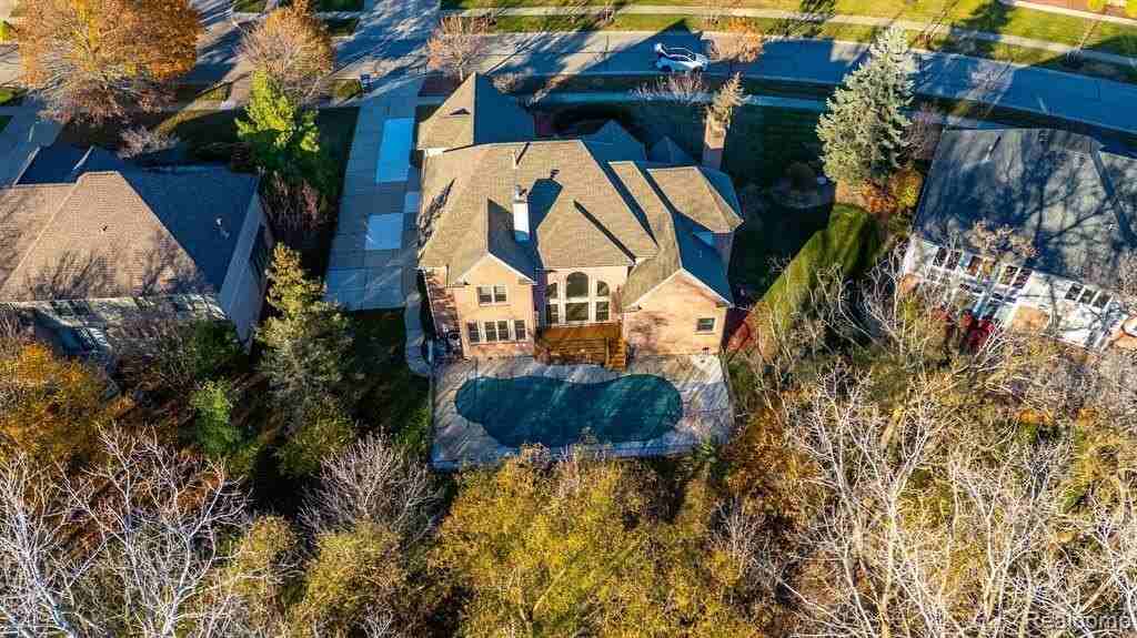 6573 Poppleton Rd - Photo 5 of 39