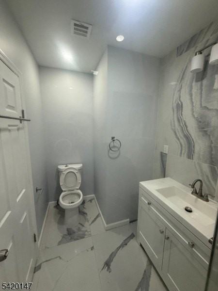 925 S 20th St - Photo 3 of 8