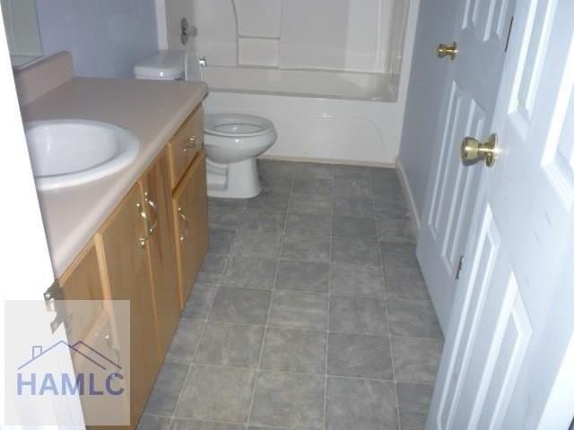 132 Rolland St Apt 1 - Photo 3 of 11