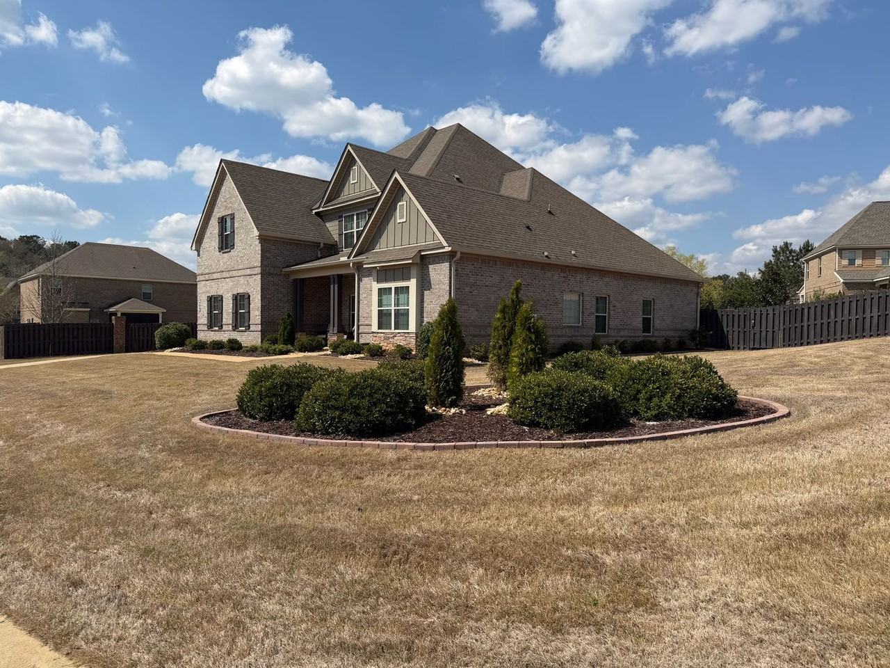 732 Banbury St - Photo 6 of 28