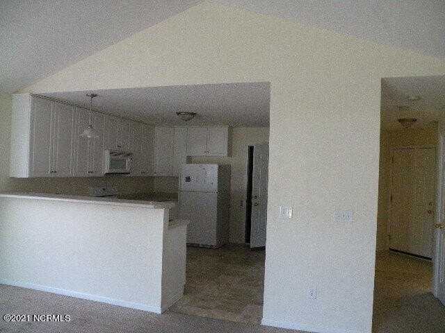 107 Two Putt Ct - Photo 4 of 22