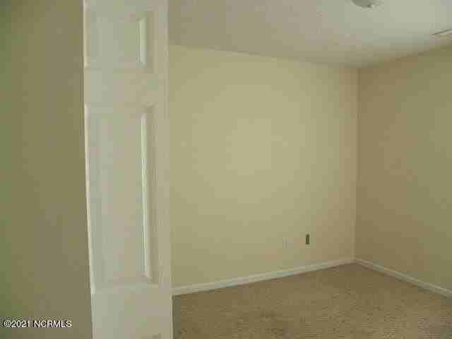 107 Two Putt Ct - Photo 5 of 22