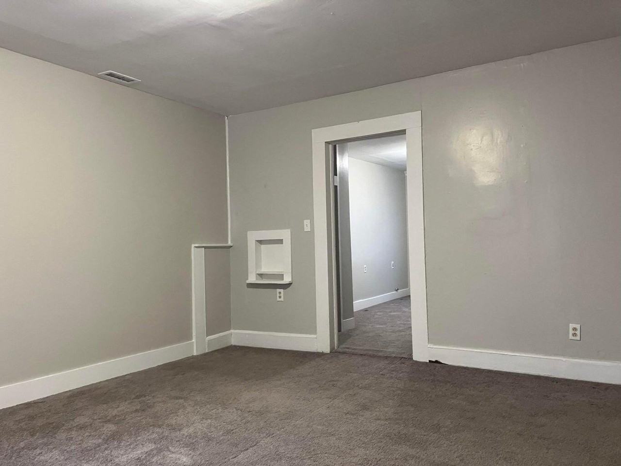 1940 Haynie Dr Unit Main - Photo 3 of 13