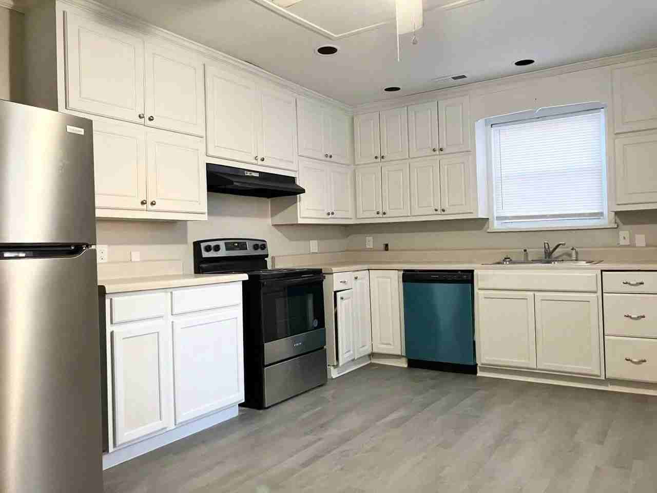 1940 Haynie Dr Unit Main - Photo 4 of 13