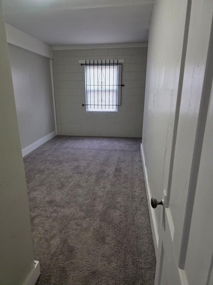 1940 Haynie Dr Unit Main - Photo 6 of 13