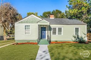 featured image of 2140 E 42nd St