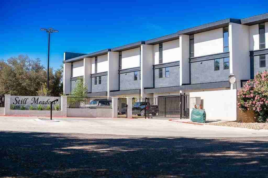 8120 Stillmeadow Ct - Photo 2 of 16