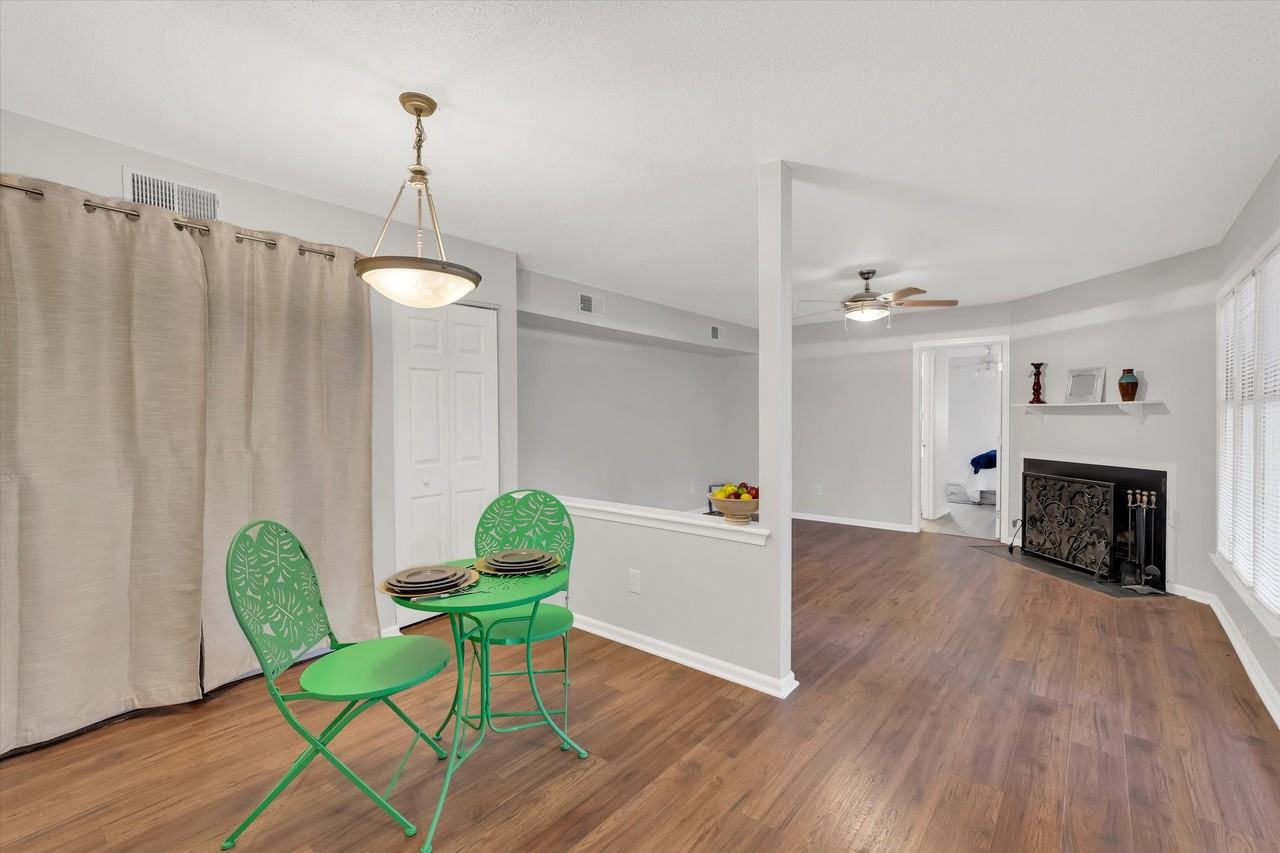 2811 Edridge Court - 1Unit 202 #1 - Photo 3 of 18