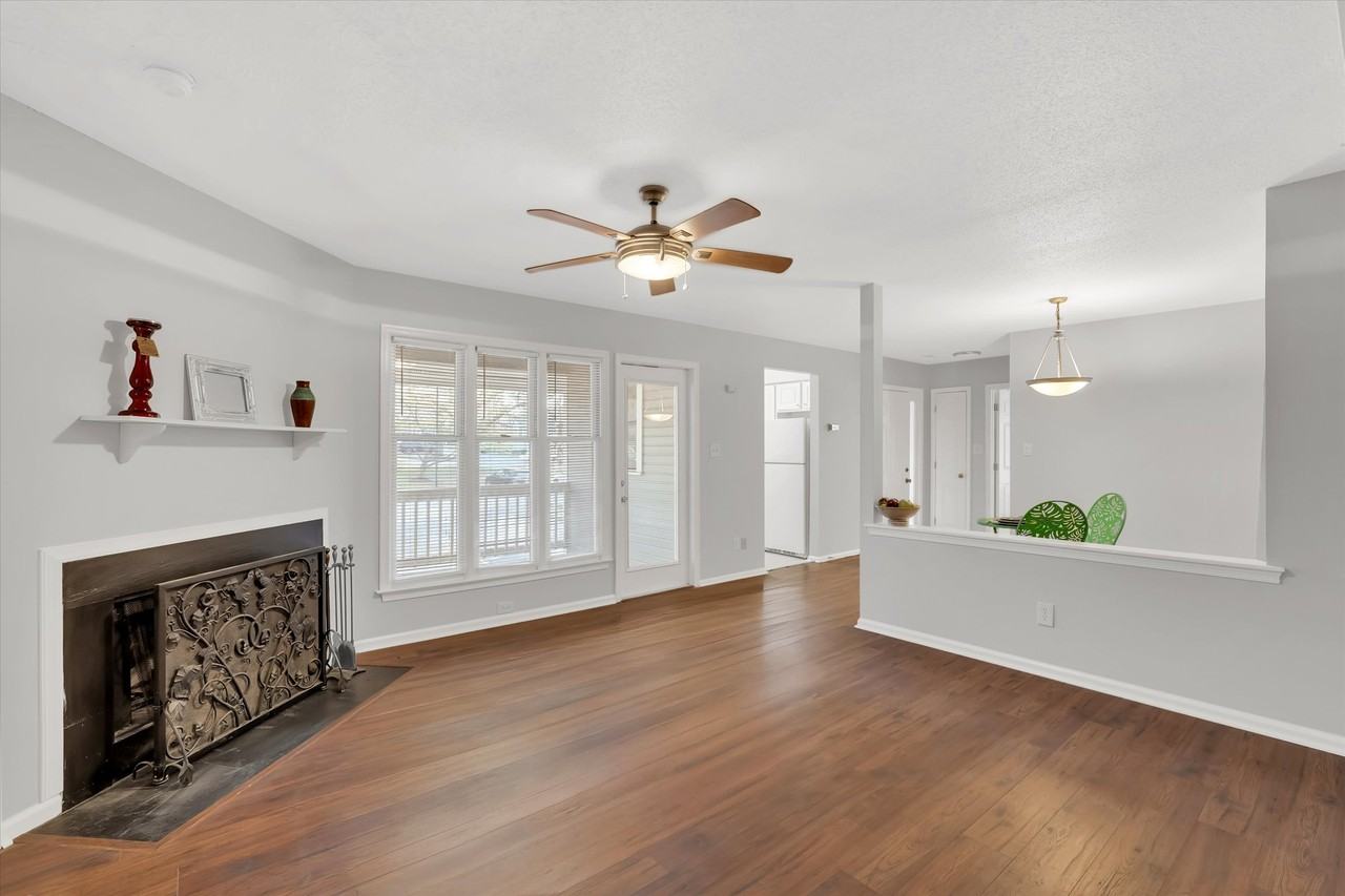 2811 Edridge Court - 1Unit 202 #1 - Photo 6 of 18