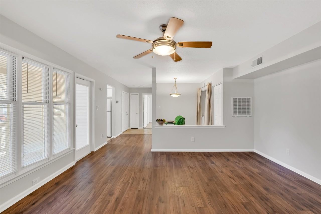 2811 Edridge Court - 1Unit 202 #1 - Photo 7 of 18