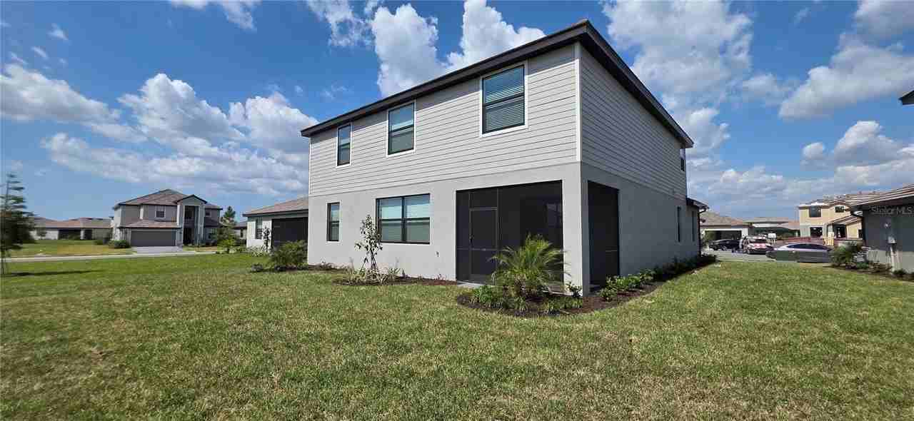 5310 Calypso Ct - Photo 6 of 32