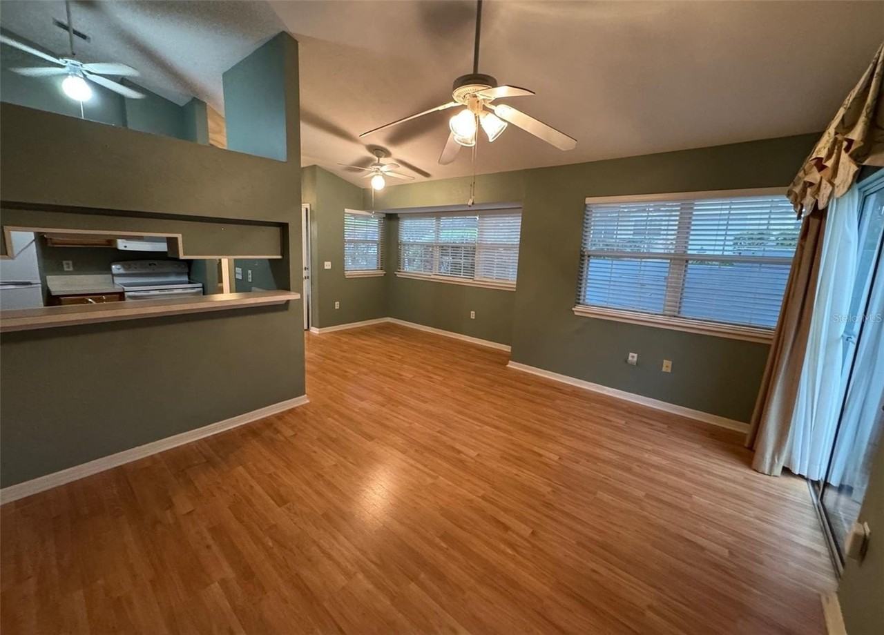 10311 Nw 33rd Ln #0 - Photo 2 of 11