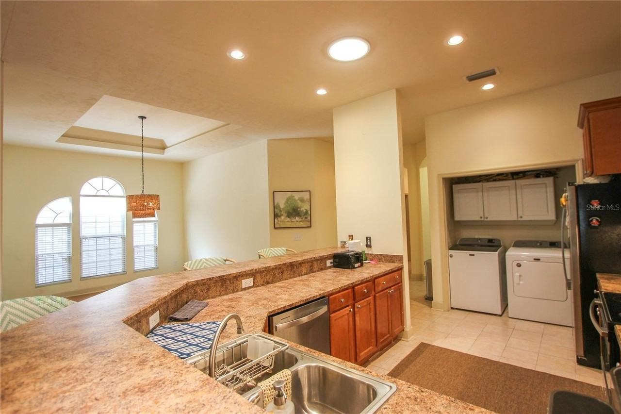 3517 Nw 104th Dr - Photo 5 of 20