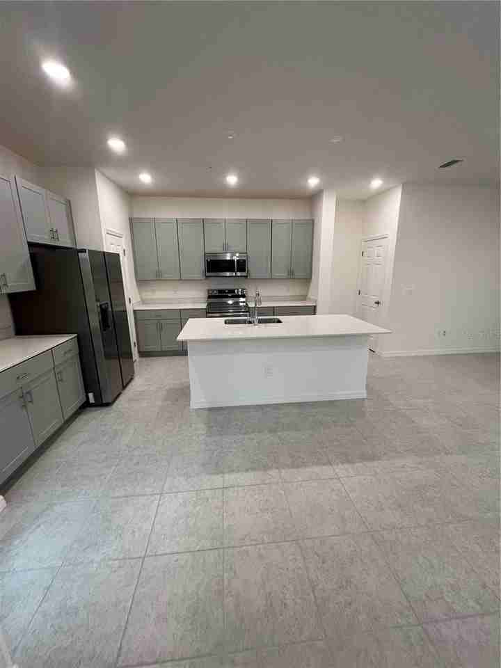 1500 Silver Lining Way - Photo 3 of 19