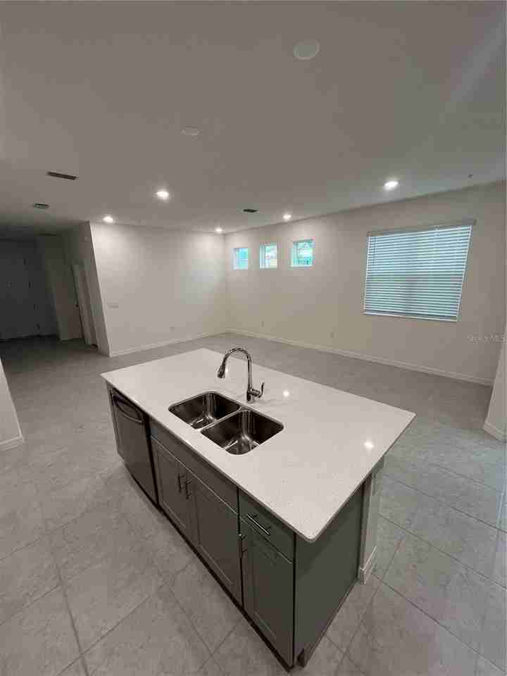 1500 Silver Lining Way - Photo 5 of 19