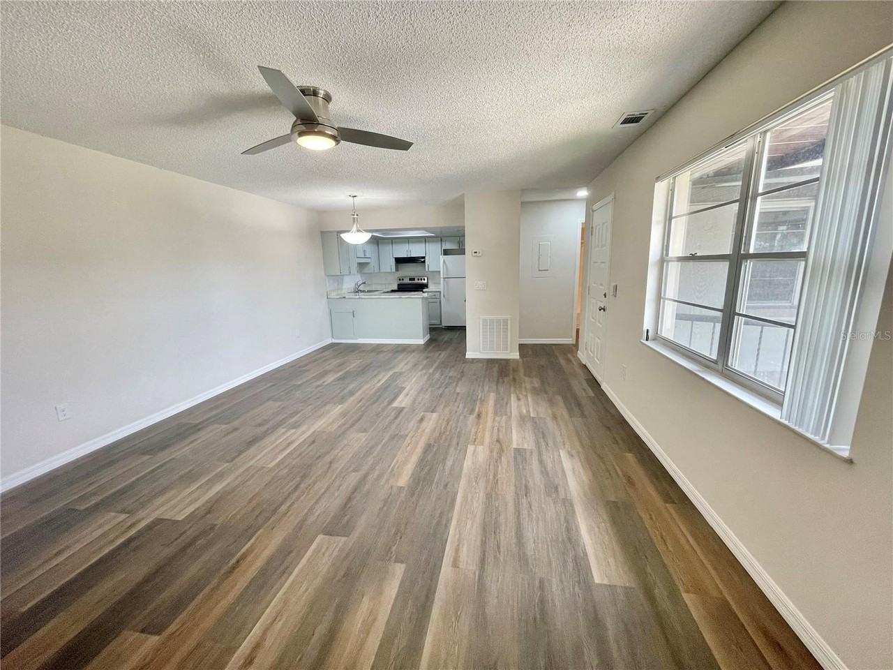 80 Windtree Ln #203 - Photo 4 of 23