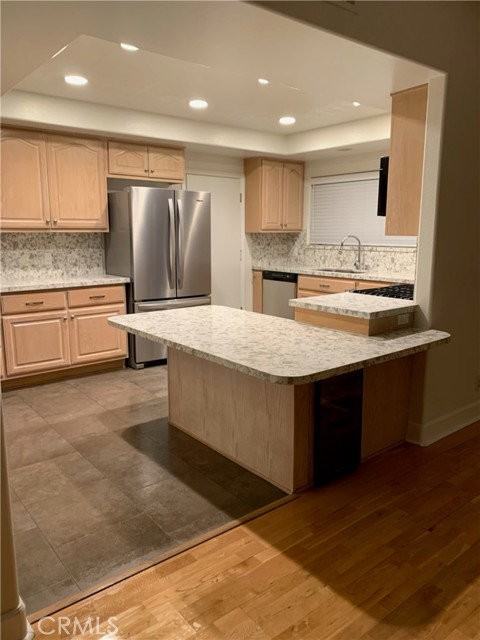 292 Alpine St #2 - Photo 4 of 8