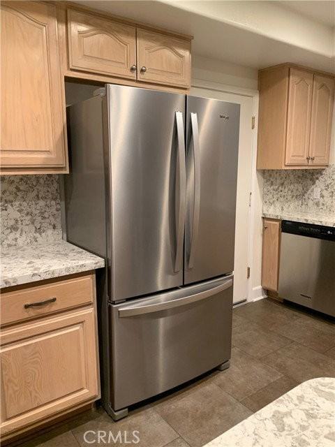 292 Alpine St #2 - Photo 6 of 8