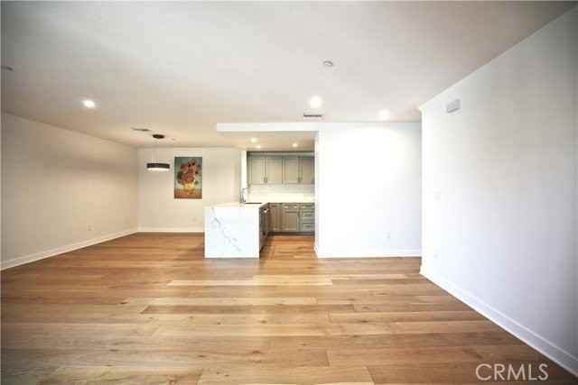 191 Monterey Rd - Photo 3 of 8