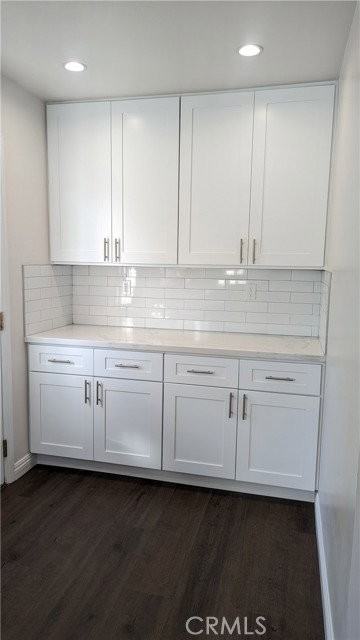 6545 Cleomoore Ave - Photo 2 of 5