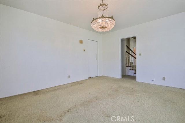 3744 Pine Ave - Photo 2 of 8