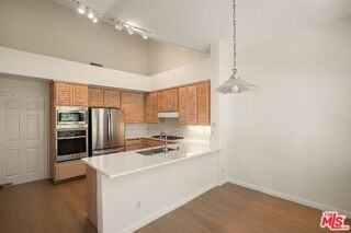 604 Palisades Dr - Photo 5 of 8