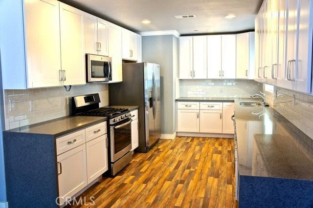 9063 Cattaraugus Ave #A - Photo 3 of 8