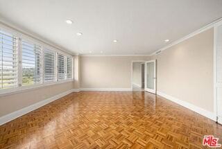 875 Comstock Ave #18EF - Photo 4 of 8