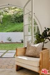 1518 N Beverly Dr - Photo 6 of 8