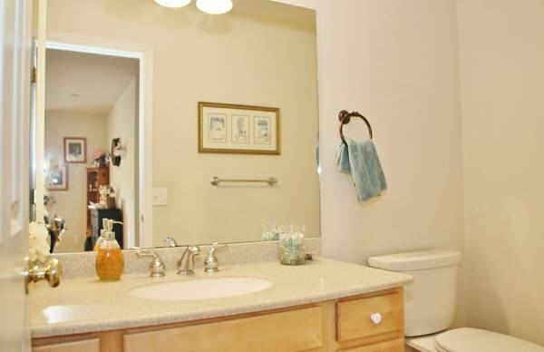 38 Parker Ave #A - Photo 7 of 8